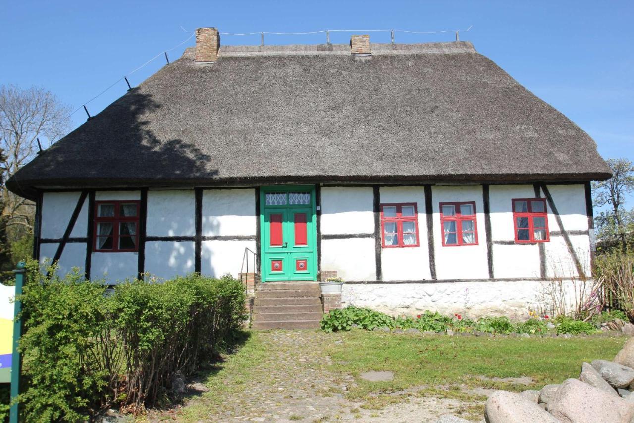 Terrasse, Gratis Nutzung Vom Ahoi Erlebnisbad Und Sauna In Sellin - Meeresblick Fewo 77 Goehren  Exteriör bild