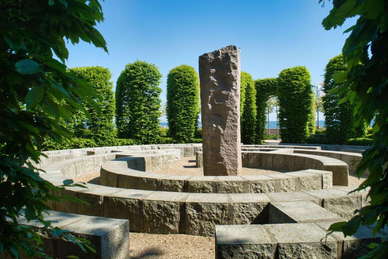 Terrasse, Gratis Nutzung Vom Ahoi Erlebnisbad Und Sauna In Sellin - Meeresblick Fewo 77 Goehren  Exteriör bild